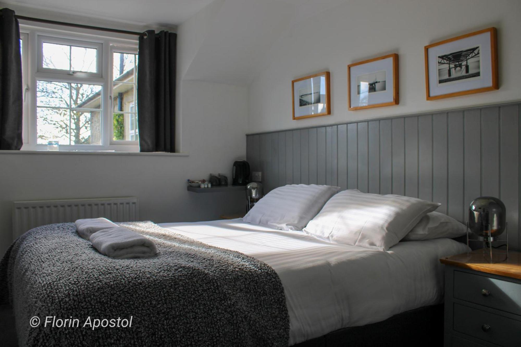 The Wight Mouse Inn Chale エクステリア 写真